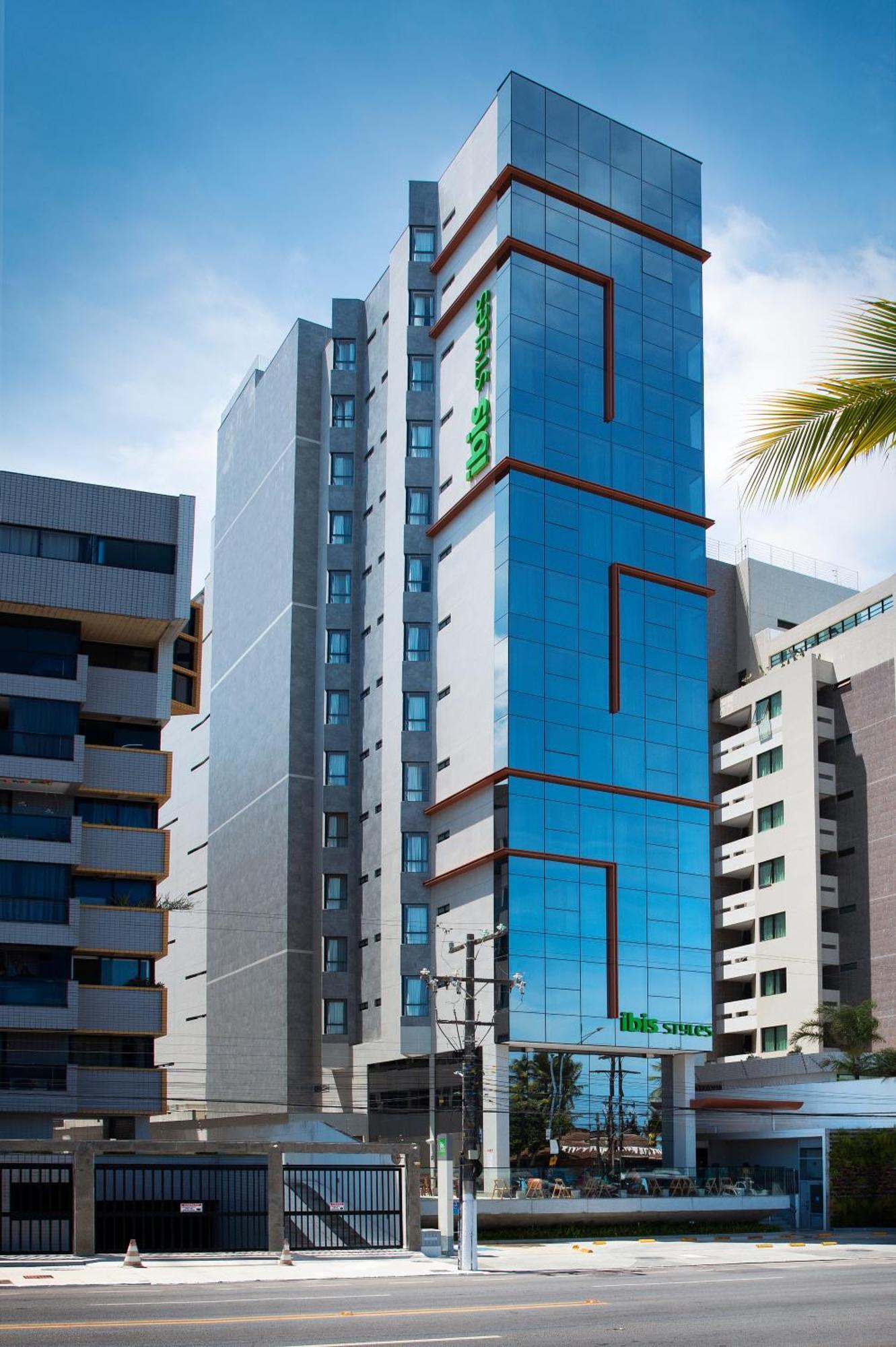 Ibis Styles Maceio Pajucara Hotel Exterior photo